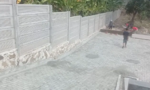 Bintang Beton, pagar panel beton precast